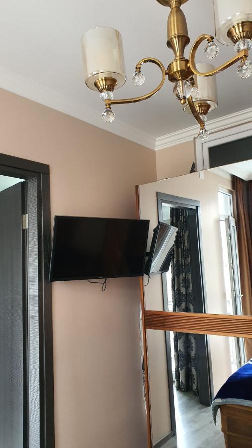 Apartment Irina Batumi Esterno foto