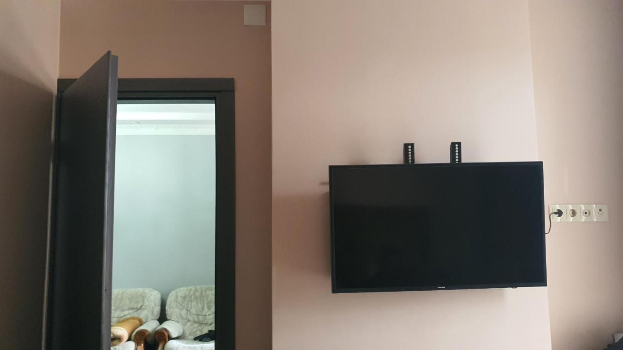 Apartment Irina Batumi Esterno foto