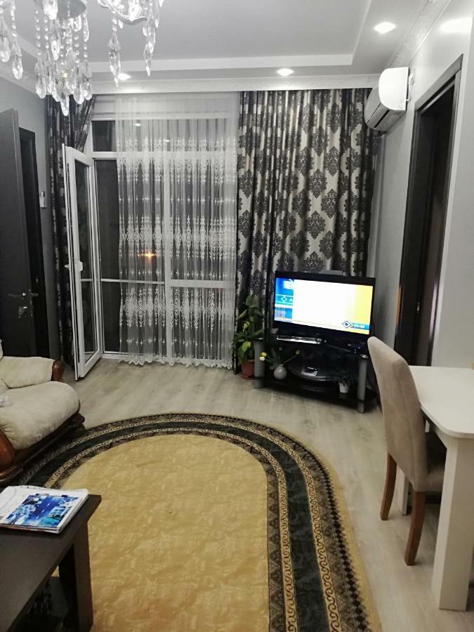 Apartment Irina Batumi Esterno foto